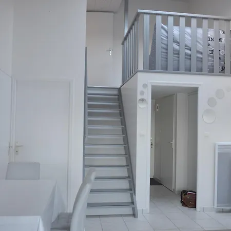 Maison 8 Pers A Deux Pas De La - Hilaire De Riez - Fr-1-323-407 펜션