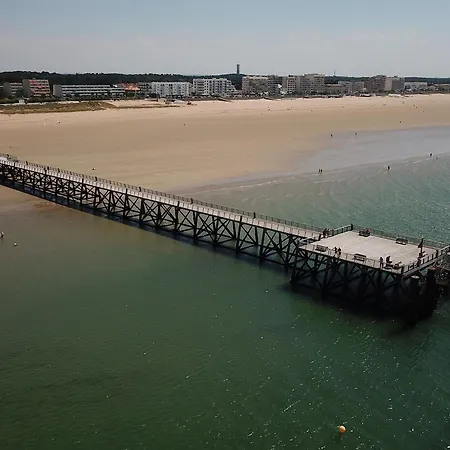 Maison 8 Pers A Deux Pas De La - Hilaire De Riez - Fr-1-323-407 *